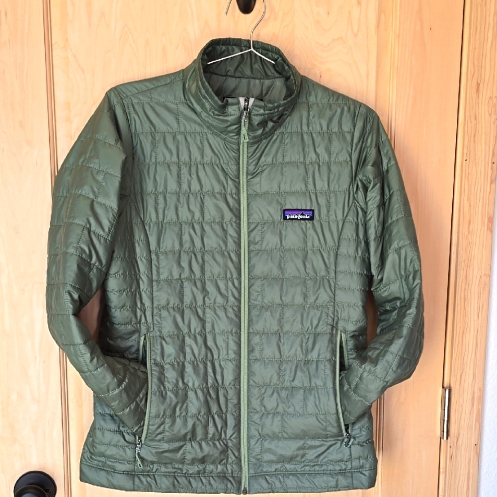 EUC Patagonia Nano Puff Jacket